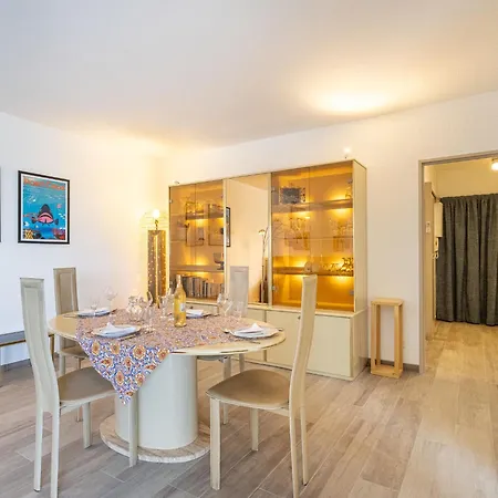 Port De La Gavine I-3 By Interhome Apartman *