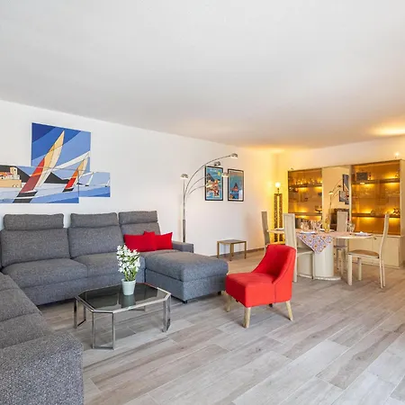 Apartman Port De La Gavine I-3 By Interhome